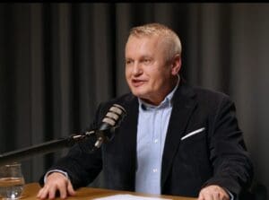 Prof. dr hab. Dariusz Doliński